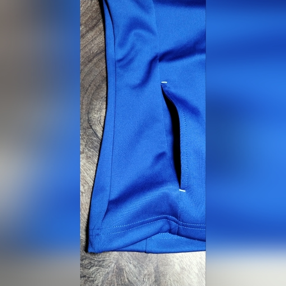 Women's Chicago Cubs Antigua Royal Logo Generation, Full-zip Jacket Size(S) - Picture 8 of 12